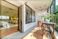 โรงแรมการ์เด้น - พร้อมอาหารเช้า