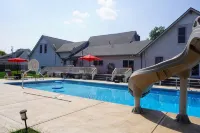 Merrily Yours! - Swimmingpools