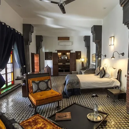 Riad Laaroussa