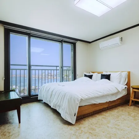 Samcheok Haetteuneun Pension