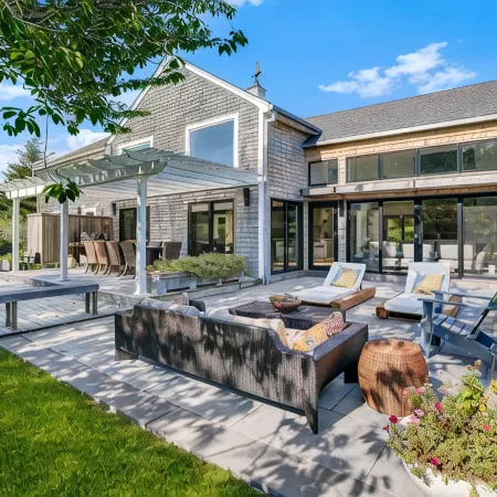 Modern 6Bed-6Bath New in 2023!