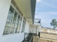 Hollandia Hotel - parking