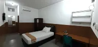 Glenys Inn Ketapang
