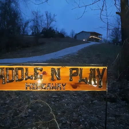 Buffalo River Paddle N Play Hideaway