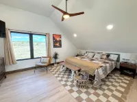 Bryce, Zion National and State Park Retreat - 4-Star