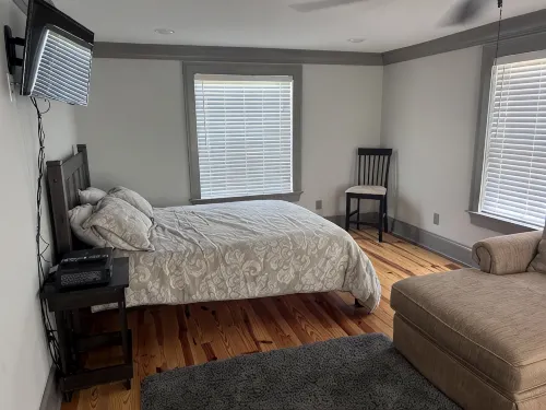 Brand new upscale home conveniently located off 1-20 and 520 - Wifi