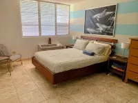 Spacious 3 bedrooms penthouse, near Combate Beach: Pools, Fun & Amazing Sunsets - balcony