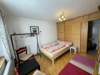 Cozy house with lake view - Homestays
