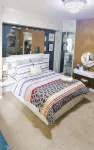 Manhattan plaza tower 1 araneta center cubao with Balcony, karaoke, netflix - 4 ดาว