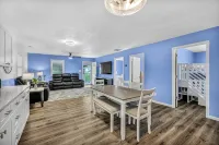 Welcome to simple comfort a like new family friendly home Full of accommodation - Boutique