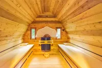 60 m2 luxury apartment with double jacuzzi and private Finnish sauna, in villa - Villas