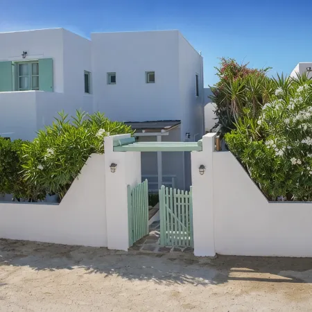 Residence 8 Beaufort,80m2,Overhelming View to Sunrise and Direct Access to Sea