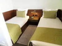 Studio with bunk bed sea view in Hotel - 4 tähden