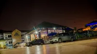 Grace Garden Hotel - Parking