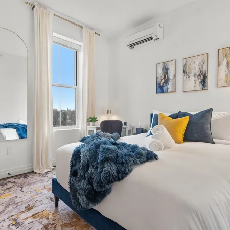 “Elm City” Retreat Near Yale, Parking, Gym, Downtown, Wooster Sq & Union Station