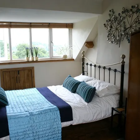 Bakewell  Stone Cottage/Sleeps 4/Log Burning Stove/Parking /2 Bathrooms/ WiFi Hotels in Bakewell