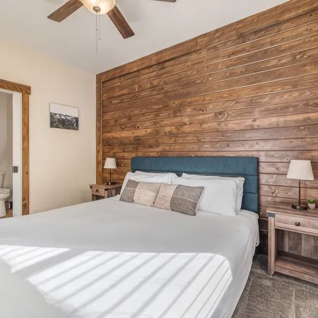 Zion Cabin Retreat - Luxury with Nature Trails in Uncrowded East Zion. 3 Kings