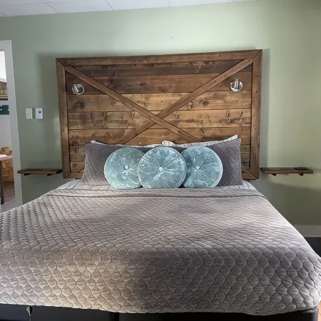 Upscale organic modern with whirl pool