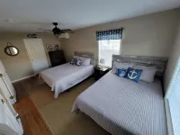 PRICE DROP - HIGHLY RATED! Cozy, single family home close to beach and golf - 3-Star