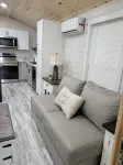 Crossroads to Pickwick Cabin SMOOTH SAILING - 3-Star