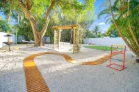 Family Friendly Activities for All Ages! Pool, Golf, Corn-Hole, Fishing & More! - 4성급