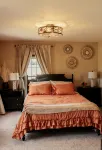 Red Hill Farm's Newly Renovated "Bunkhouse" with Hot tub and Gameroom - 3-Star
