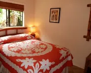 Great location between Hana Town and Hamoa Beach, private, family-friendly - 3-Star