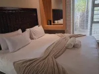 Royal Bafokeng Guest House - Pensions