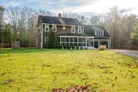 Spacious Home Close to Beaches! 3BR, Dog & Family Friendly, 30 Mins to Portland - WiFi