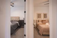 New Construction! 1 Block from Downtown - 3-Sterne