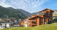 Hôtel Village Montana by les Etincelles - parking