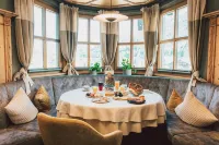 Hotel Riederalm - breakfast