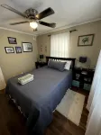 COZY COMFORT between the bay and the ocean. - Homestays