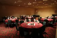 AmericInn by Wyndham Janesville - breakfast