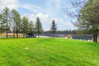 Hygge Lakehouse is your IP Reservoir paradise!  Just 30 miles from Yellowstone! - 4-Star