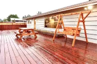 BayView Escape - True waterfront property - 2-Star