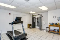 OCEANFRONT PRIVATE BALCONY RIGHT ON THE BEACH - Gym