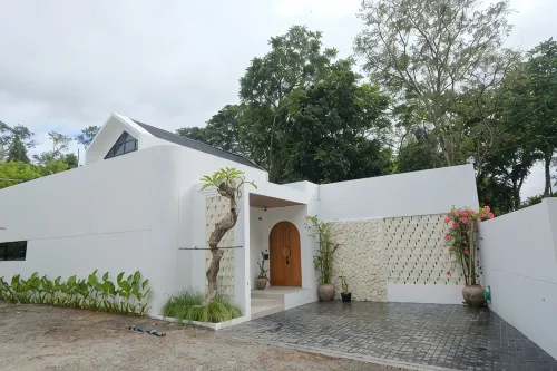 Casa Antheza Villa Jogja - Villas