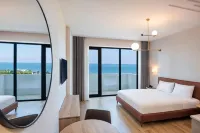 Steps Batumi Hotel & Suites - พร้อมระเบียง
