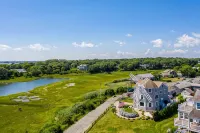 Unique oceanfront windmill with breathtaking views of Nantucket Sound. - บูติค