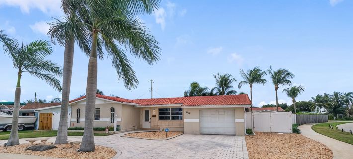 Beachside Luxe: Pool BBQ Spa Hotels in Deerfield Beach