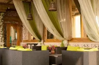 Iberia Palace Hotel - 4-Star