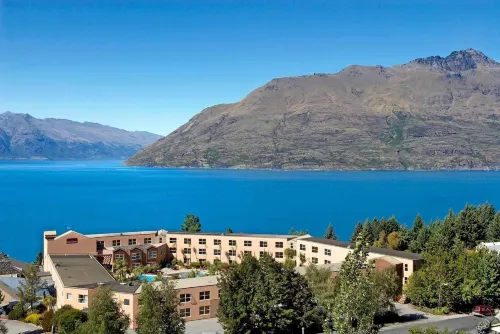 Mercure Queenstown Resort - 4-Star