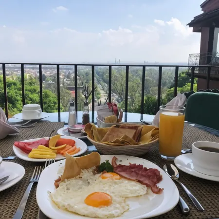 Villa San Jose Hotel & Suites