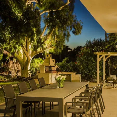 SUPERB LOCATION Luxury 5 bed villa, pool, sea view, beach / restaurants close by