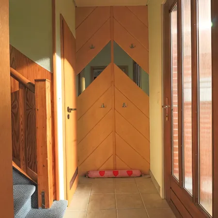 Nicely furnished and quiet apartment for 1 to 4 people.
