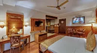 JC Residency Madurai - خدمة نقل من وإلى المطار