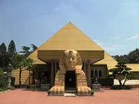 Pyramid Onsen - 2-Star