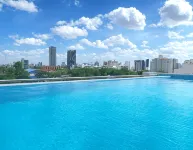 美居 Delfines Collection 酒店 - 泳池