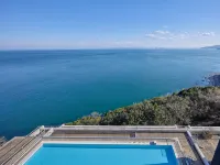 Toto Seawind Awaji - piscine